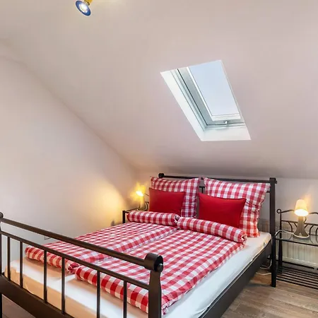 Schanze 17 שמאלנברג